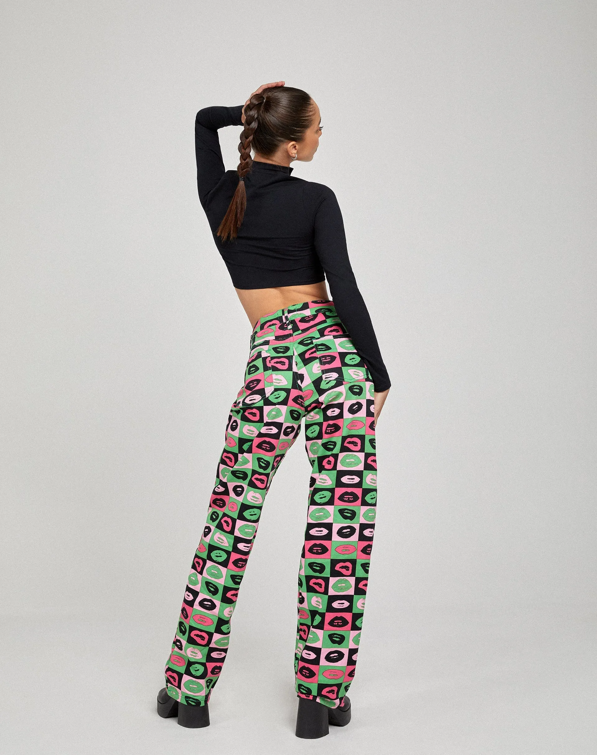 Parallel Jeans in Lips Green